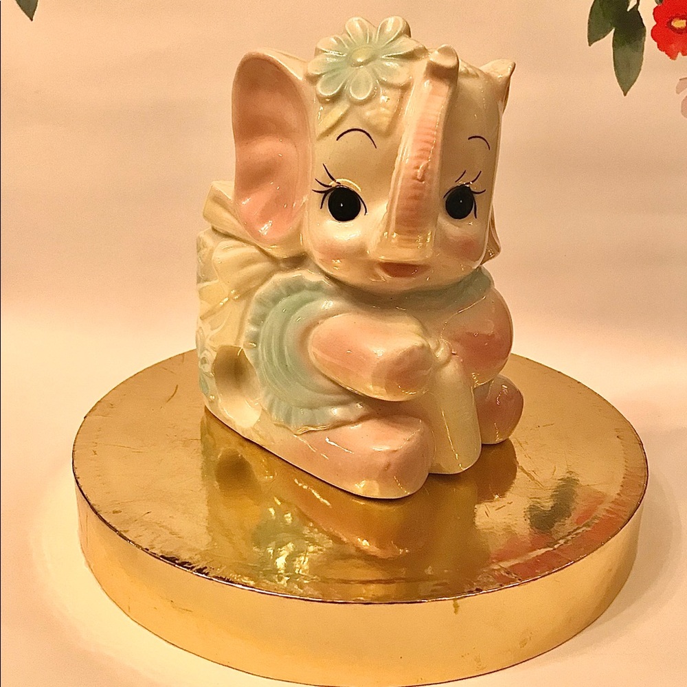 Vintage baby elephant planter